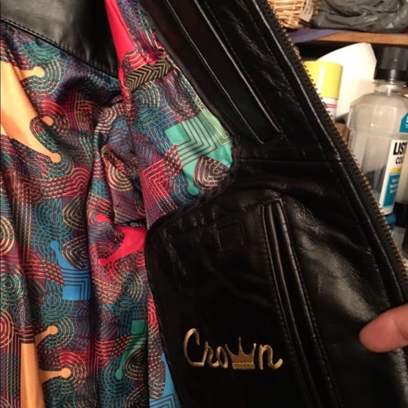 Jackets - Picture 8 of 16